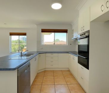 Coffs Harbour, 3/23 Karuah Avenue - Photo 4