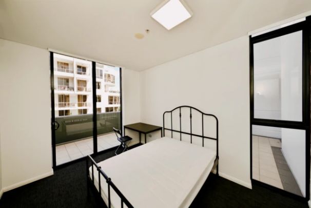 2 bed 2 bath - Photo 1