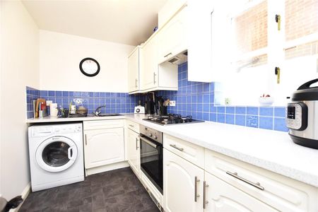 Malting Way, Isleworth - 1 bedroomProperty for lettings - Chasebuchanan - Photo 5