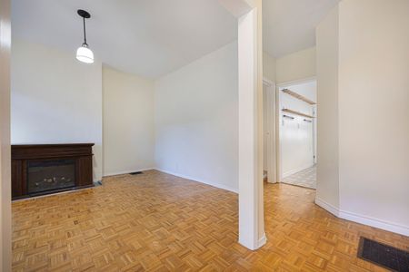 For Lease - 784 Adelaide Street Unit# Main, Toronto, Ontario - Photo 3
