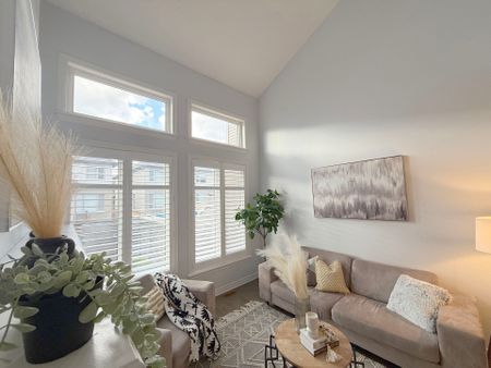 For Lease - 781 Brian Good Avenue, Blossom Park - Airport and Area, Ontario - Photo 2