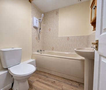 2 bedroom flat to rent - Photo 6