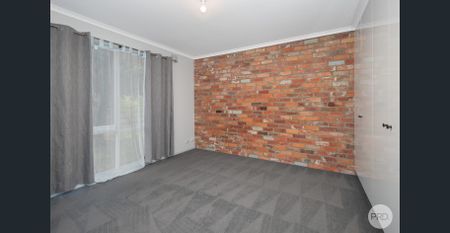 MODERN COMFORT IN QUIET MOUNT HELEN LOCATION - Photo 2