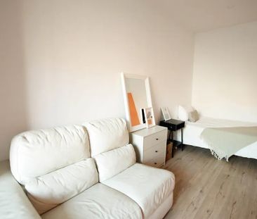 Carrer dAribau, Barcelona, Catalonia 08036 - Photo 2