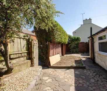 Property to rent - Photo 4