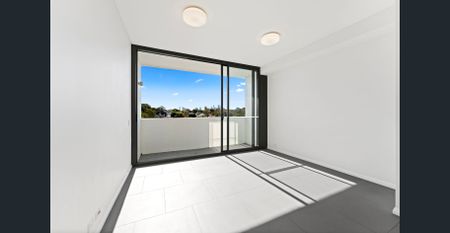 Light-Filled Designer Living in the Heart of Erskineville - Photo 4