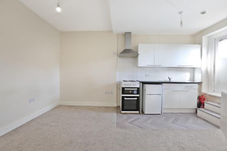 Flat To Let - Photo 4