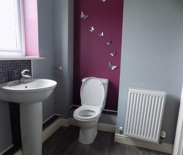2 bedroom apartment to rent - Photo 5