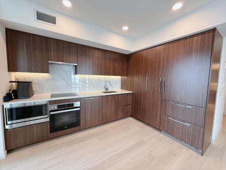 For Lease - 1 CONCORD CITYPLACE Way Unit# 6107, Toronto, Ontario - Photo 5