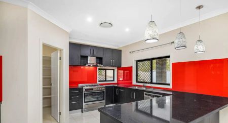 “Stunning Family Home with Modern Finishes” - Photo 3