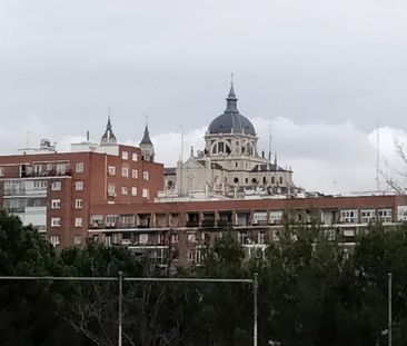 Piso de alquiler en Calle Calle Laín Calvo, Puerta del Ángel - Photo 6