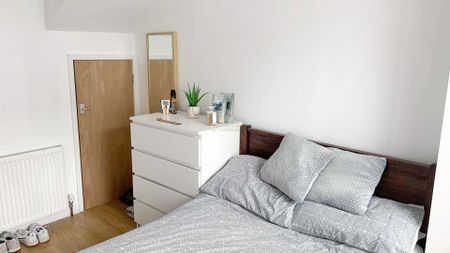 26 Croydon Road - Photo 2