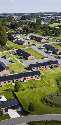 Nyopført 4-værelses rækkehus med egen terrasse og have. - Foto 1