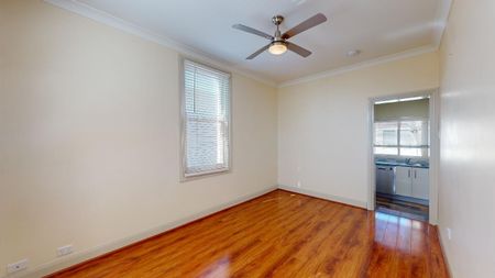 3/142 Young Street, Carrington NSW 2294 - Photo 2