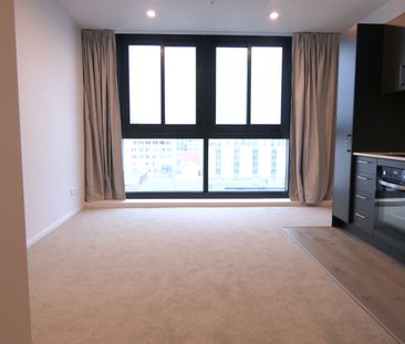 Top Floor - Amazing Views - Photo 1