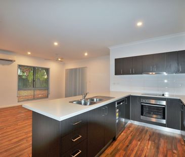 Spacious Modern Living with Comfort & Style - Photo 4