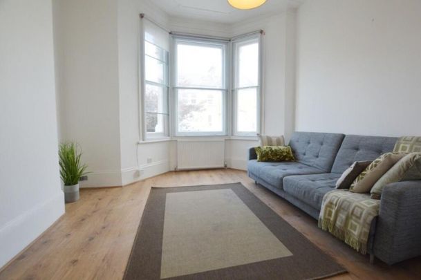 Saltram Crescent, London - Photo 1
