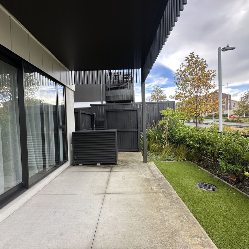 Unit 5, 73 Hobsonville Point Road, Hobsonville, Auckland - Photo 1