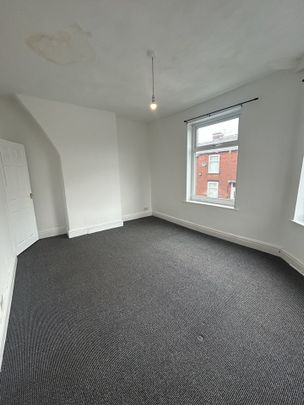 2 Bed End Terrace, Brantwood Terrace, M9 - Photo 1