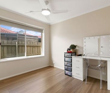 Bright & Spacious Family Home with Expansive Backyard - Photo 1