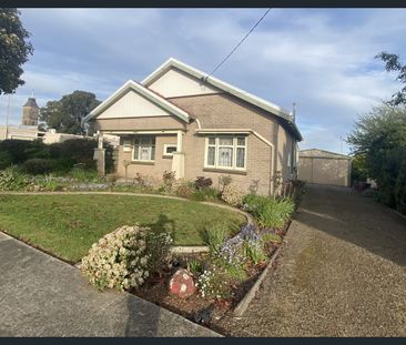 Great Location, Tidy Home - Photo 5