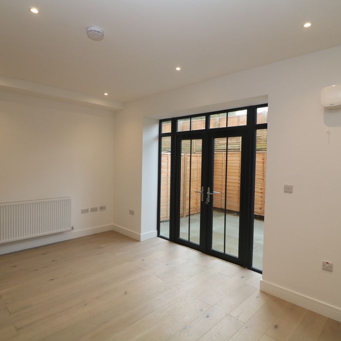 Station Road, DorkingProperty for lettings - Seymours - Photo 1