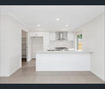 62 Swansea Circuit, Redland Bay, Qld 4165 - Photo 6