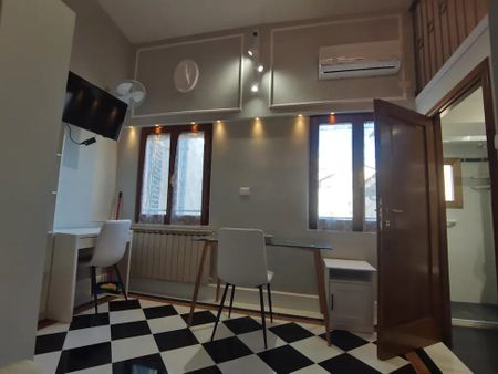 Via del Leone, Florence, Tuscany 50124 - Photo 3