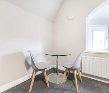 1 bedroom semi-detached house to rent - Photo 3