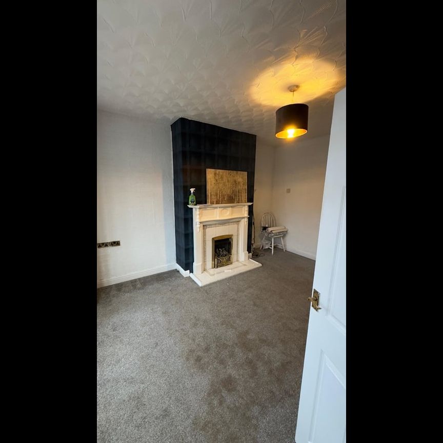 3 Bed End Terrace, Tunstall Crescent, LE4 - Photo 1