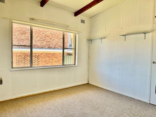 Convenient South Dubbo Location - Photo 1