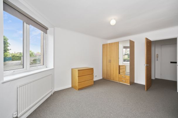 Richmond Hill, Richmond, TW10 flat to rent - Photo 1