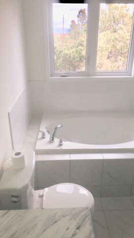 For Lease - 978 Kicking Horse Path, Oshawa, Ontario - Photo 5