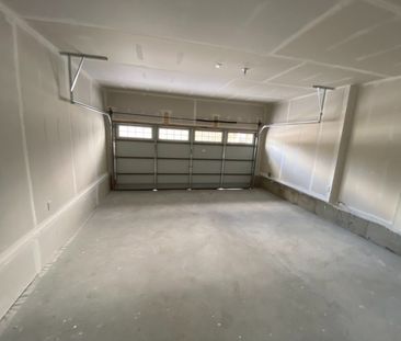 For Lease - 194 Woolwich Street, Woolwich, Ontario - Photo 3