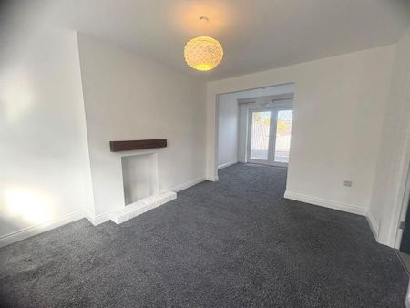 2 bed semi-detached house to rent in SR4 - Photo 3