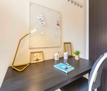 Via Lorenteggio, Milan, Lombardy 20146 - Foto 6