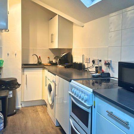 1 bedroom flat to rent - Photo 3