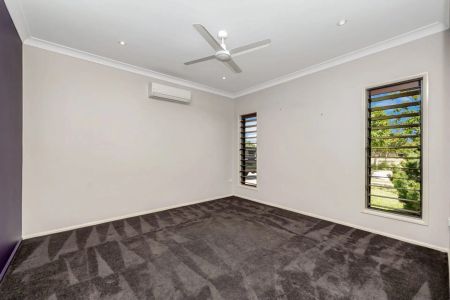 Northshore Home Opposite Parkland - Photo 5