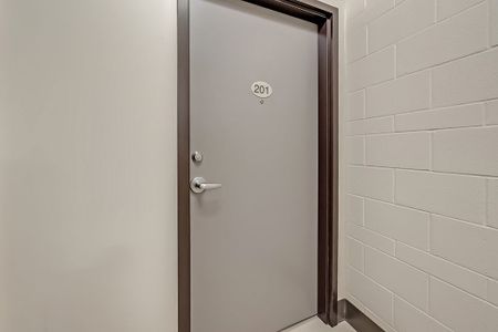 For Lease - 121 King Street Unit# 201, Hamilton, Ontario - Photo 3