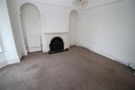 4 bedroom house to rent - Photo 2