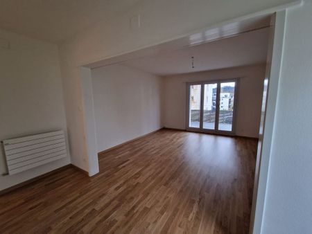 2 1/2-Zimmerwohnung, Parterre rechts - Foto 2