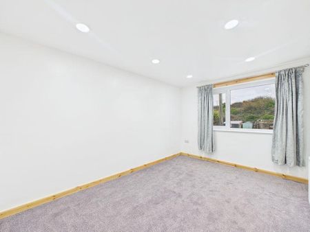 3 bedroom house to rent - Photo 2