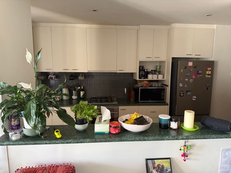 Port Melbourne - Photo 2