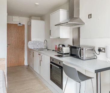 Studio to rent - Photo 2