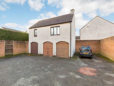 Stuart Wynd, East Craigs, Edinburgh - Photo 5