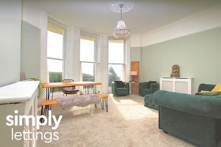 2 Bed property for rent - Photo 3