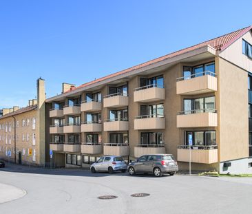 De Beschevägen, Finspång - Photo 1