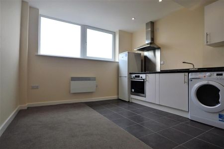 1 bedroom flat to rent - Photo 5