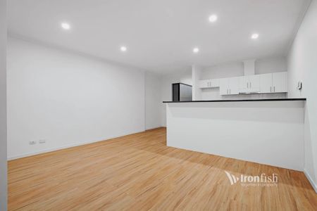 2 Bed, 1 Bath - Photo 2