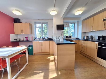 1 bedroom private hall to rent - Photo 5